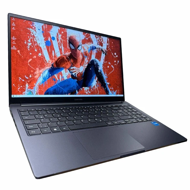 Nou! Samsung Galaxy Book | Core i3-1315U | 8GB | 256GB | Intel UHD Graphics | 15.6″ Full HD