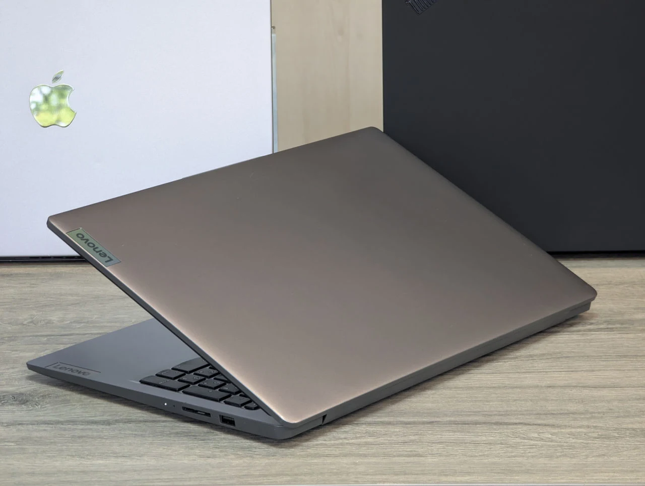 Ca nou! Lenovo IdeaPad Slim 3 | Ryzen 5 5625U | 16GB | 512GB | AMD Radeon | 15.6″ FHD — miniatură 9