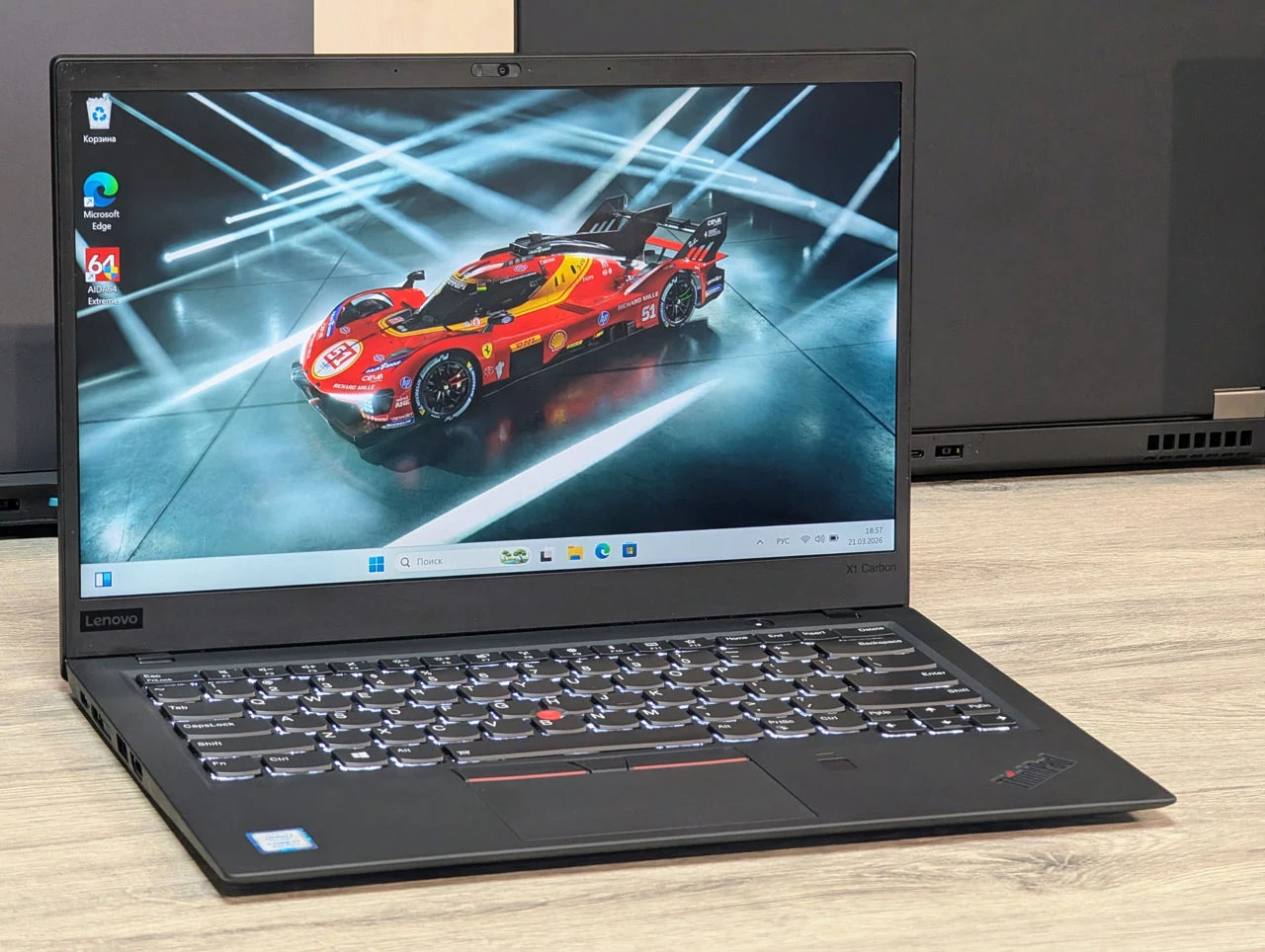 Lenovo ThinkPad X1 Carbon Gen 6 | i7 8550U | 16GB | 256GB | 14″ IPS — miniatură 5