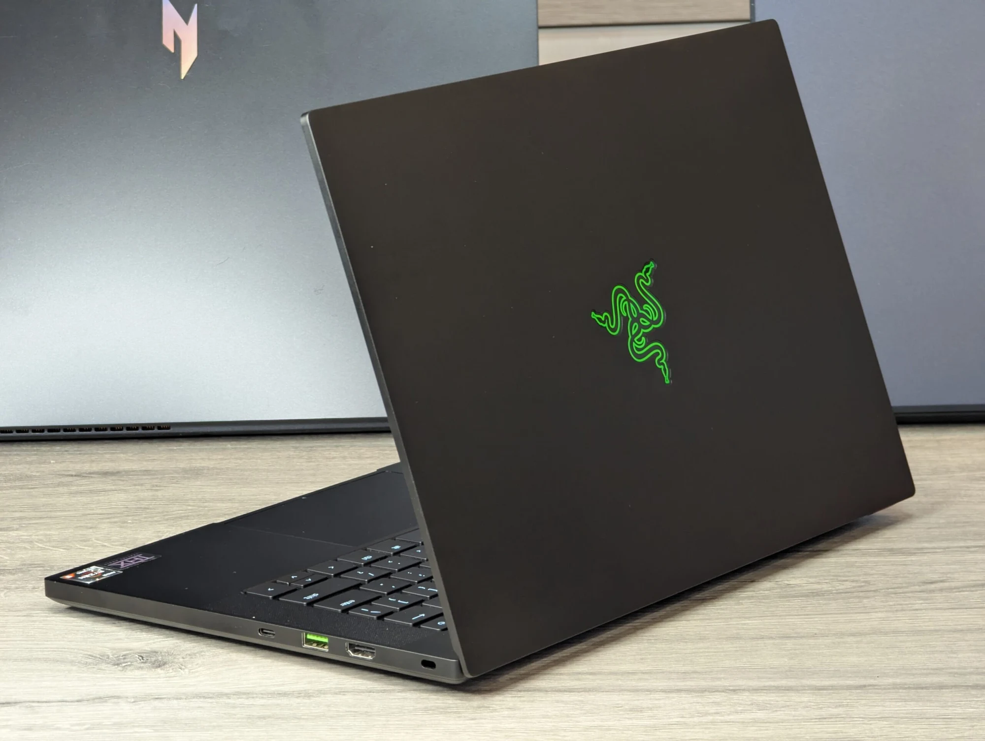 Ca nou! Razer Blade 14 (2022) | AMD Ryzen 7 6800H | RTX 3070 Ti 8GB | 16GB RAM | 1TB | 14.0″ 2.5K 165Hz — miniatură 8