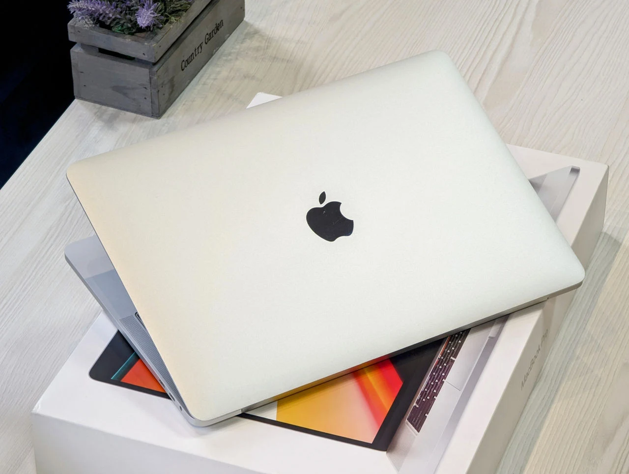 MacBook Pro 13 2020 | Intel Core i7 1068NG7U | 16GB | 512GB | 13.3″ Retina — miniatură 13