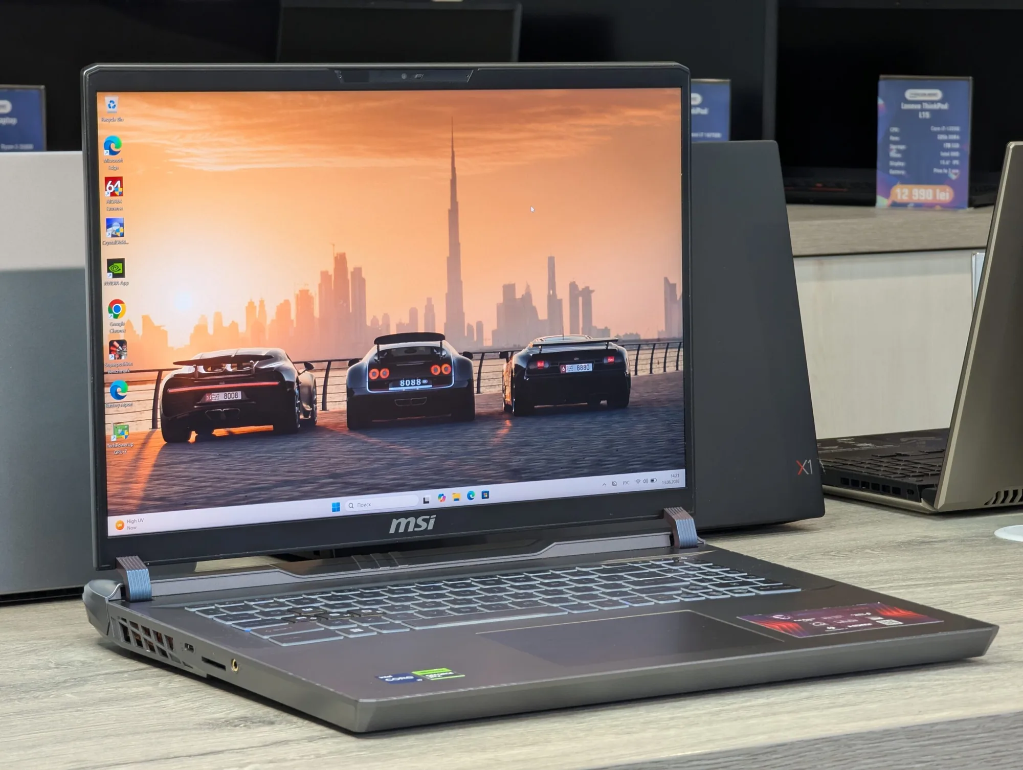 MSI Vector 17 HX | i9-13980HX | 32GB | 1TB | RTX 4080 | 17.3″ 240Hz — miniatură 5