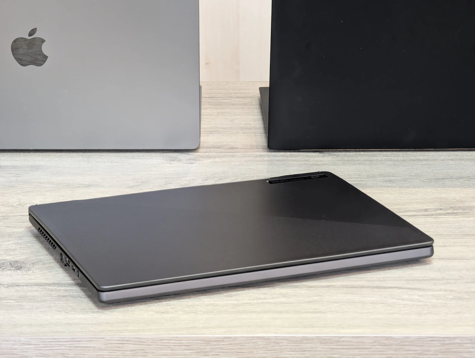 ASUS ROG Zephyrus G14 | Ryzen 7 6800HS | 16GB | 512GB SSD | Radeon RX 6700S 8GB | 14.0″ 144Hz — miniatură 13