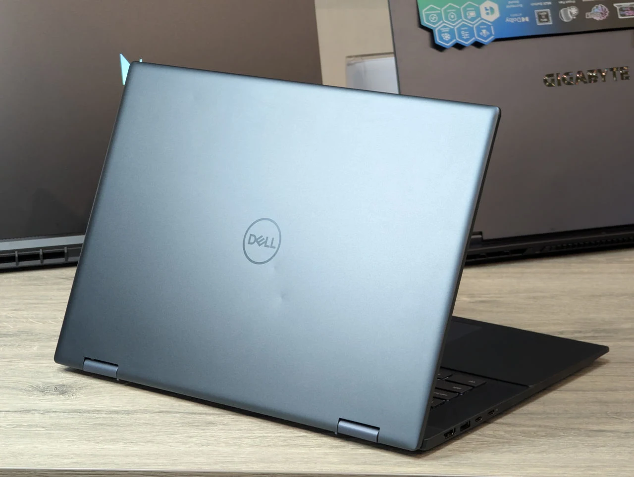 Ca nou! Dell Inspiron 16 7635 2-in-1 | AMD Ryzen 5 7530U | 16GB | 512GB | 16.0″ — miniatură 8