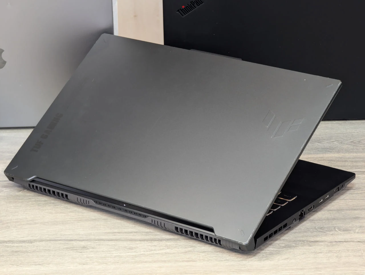 ASUS TUF Gaming A17 | Ryzen 5 6600HS | 16GB Ram | 512GB SSD SK hynix | RTX 4050 | 17.3″ — miniatură 9