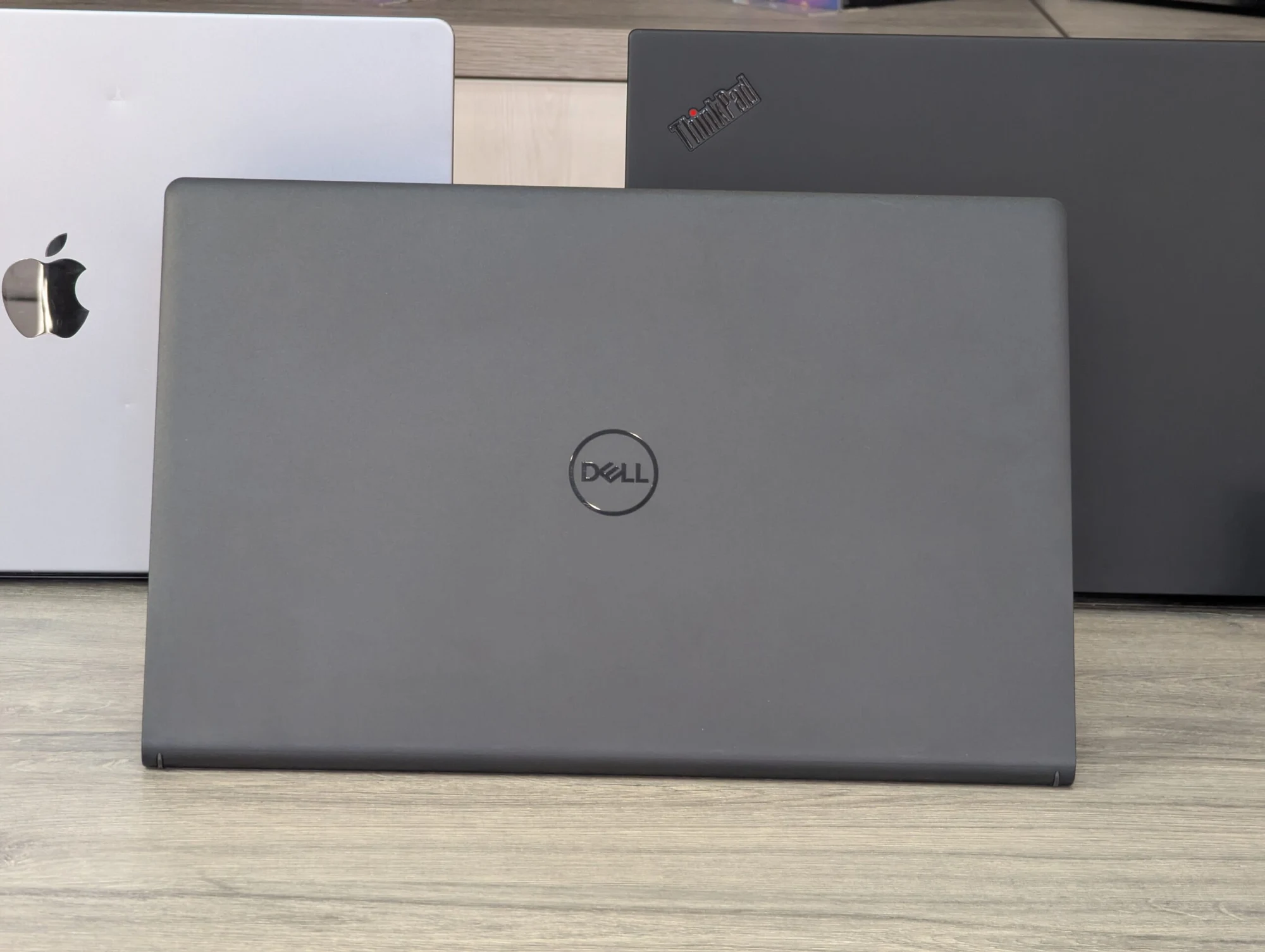 Dell 15 | AMD Ryzen 7 7730U | 16GB | 512GB SSD | AMD Radeon Graphics | 15.6″ Full HD 120Hz — miniatură 8