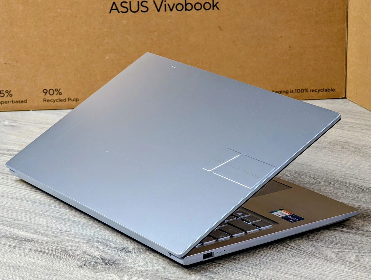 Asus Vivobook 15 | i7 1255U | 16GB | 512GB | Iris Xe | 15.6″ Touch — miniatură 15
