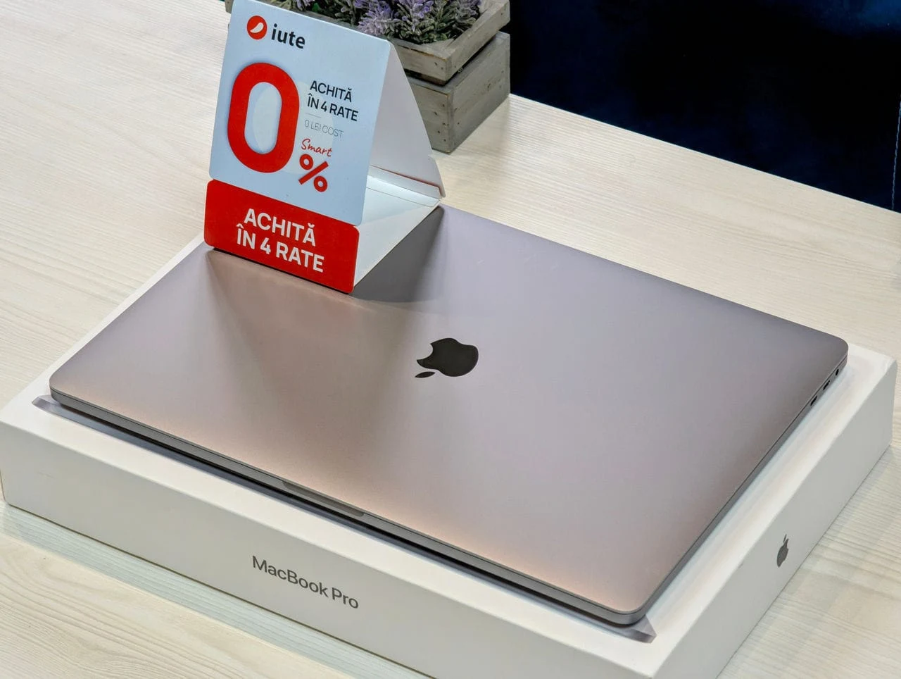 MacBook Pro 16 2021 | i9-9880H | 16GB | 1TB | Radeon Pro 5500M | 16″ Retina — miniatură 15