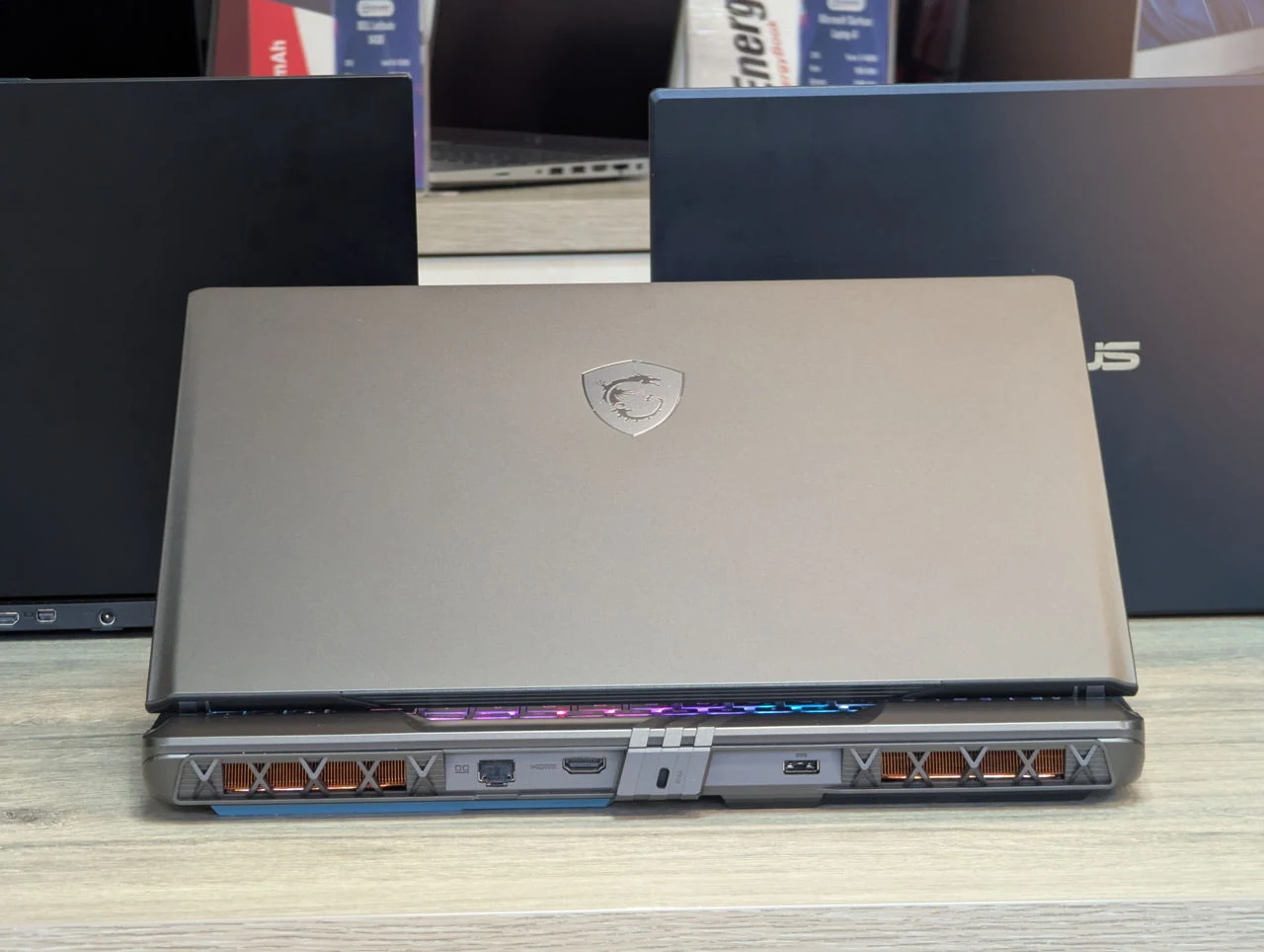 Ca nou! MSI Vector 16 HX AI | Intel Ultra 7 255HX | RTX 5070 Ti | 16GB | 1TB | 16″ 2.5K 240Hz — miniatură 12