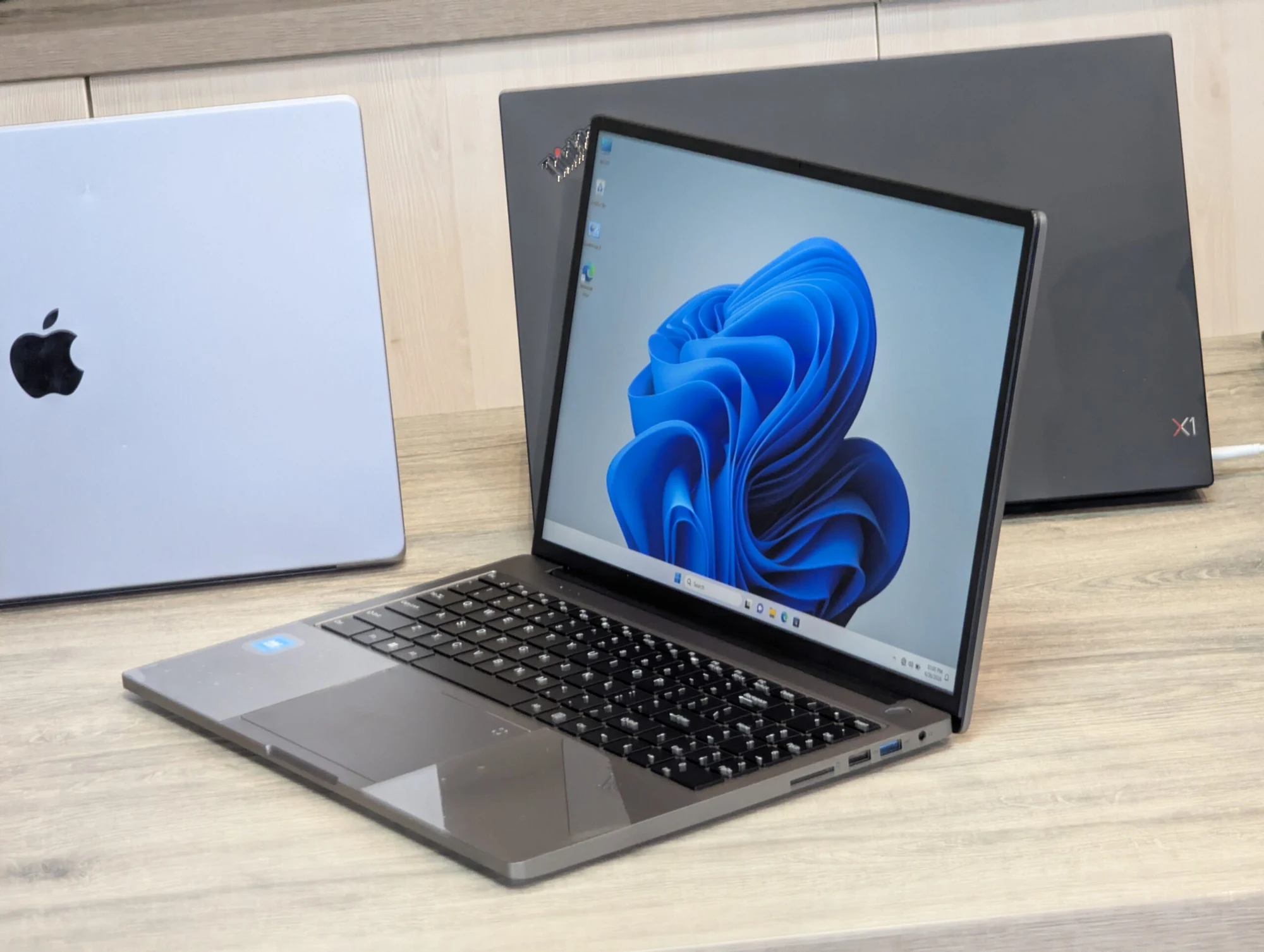 Nou! Blackview AceBook 12 16.0″ | Intel Core i5-1030NG7 | 16GB RAM | 512GB SSD | Intel Iris Plus | — miniatură 3