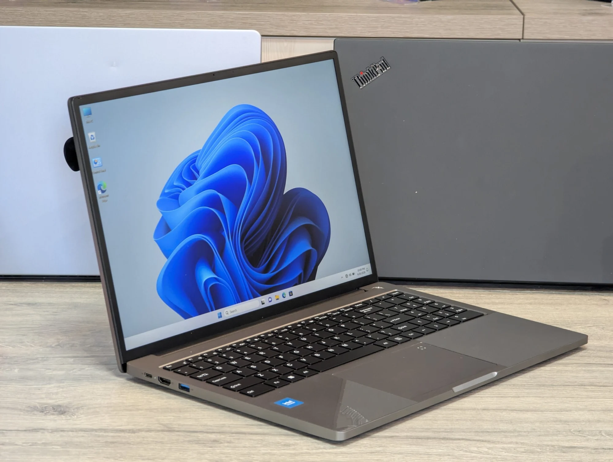 Nou! Blackview AceBook 12 16.0″ | Intel Core i5-1030NG7 | 16GB RAM | 512GB SSD | Intel Iris Plus | — miniatură 5