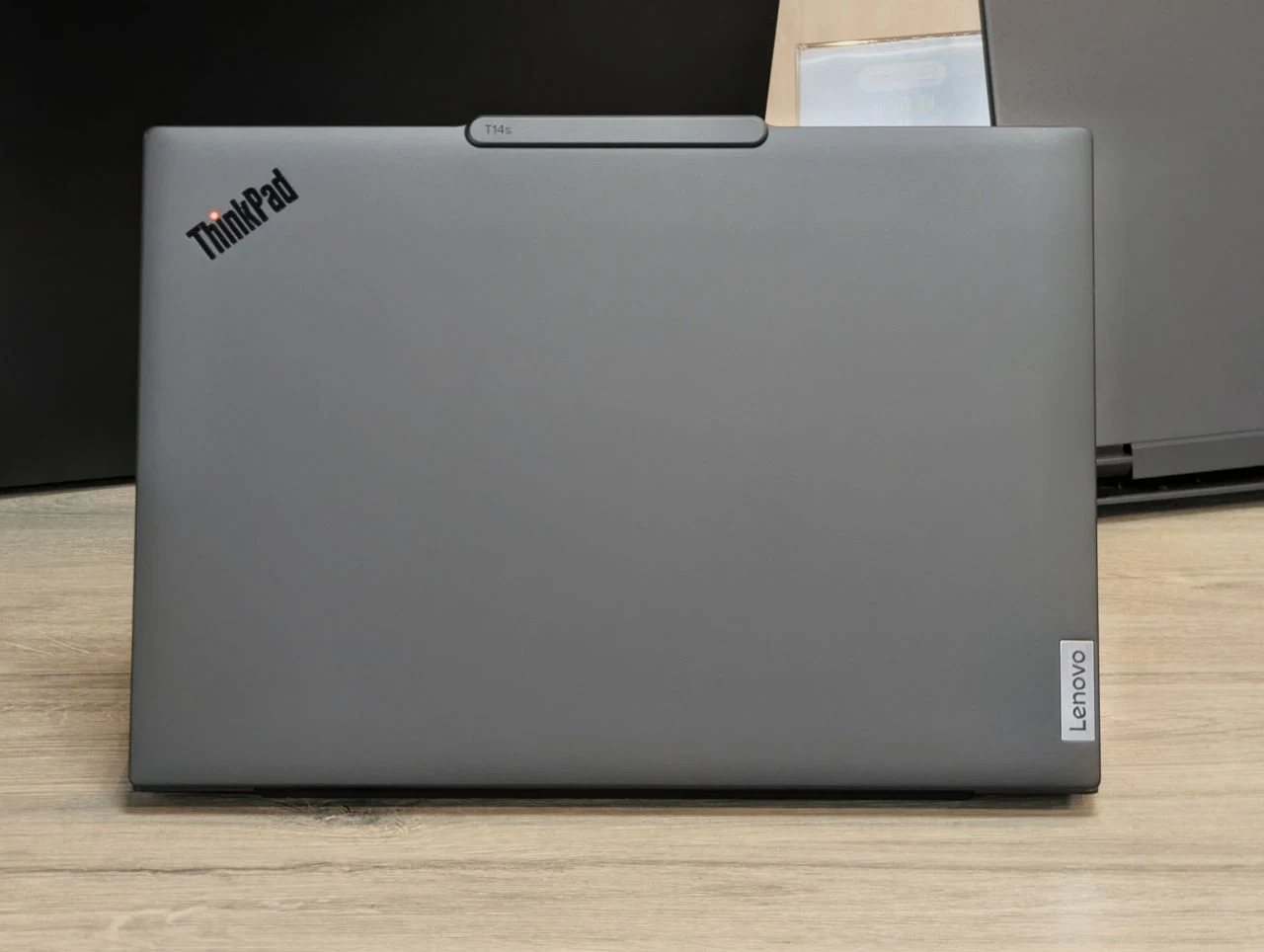 Lenovo ThinkPad T14s Gen 5 | Ultra 7 155U | 32GB Ram | 512GB — miniatură 9