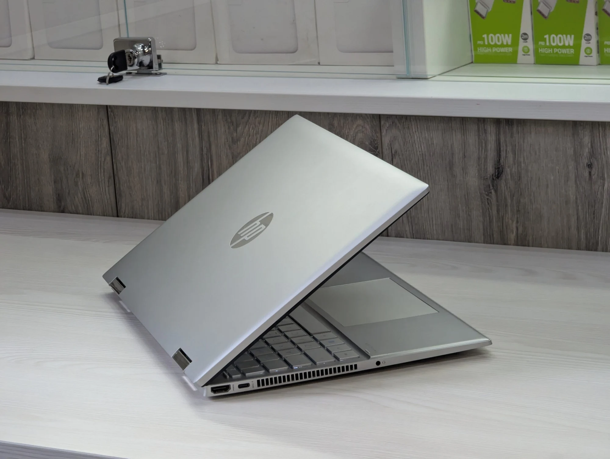 HP Pavilion x360 15 | i5 1235U | 16GB | 256GB | Intel Iris Xe | 15.6″ FHD Touch — miniatură 11