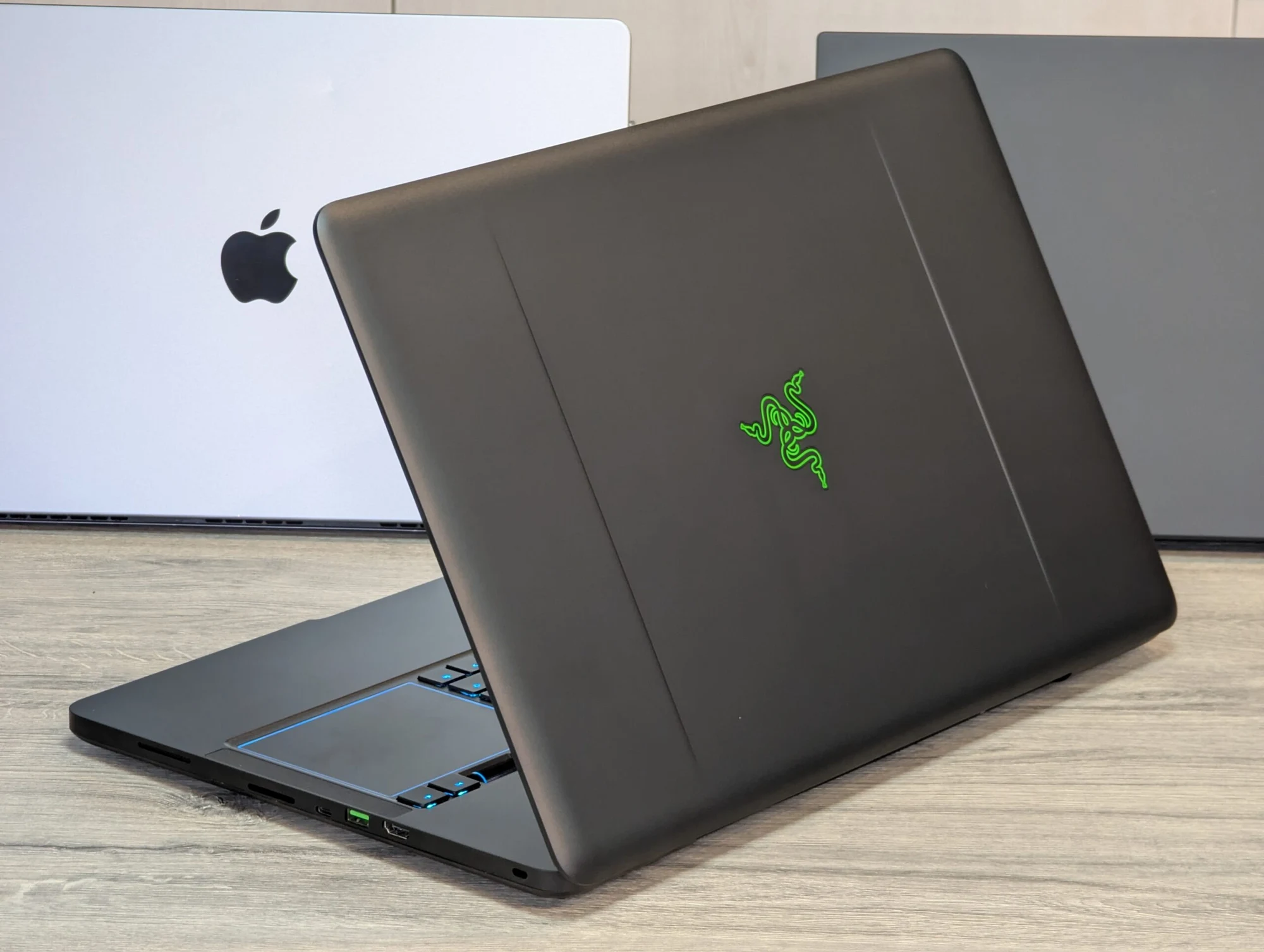 Nou! Razer Blade Pro 17 | i7-7700HQ | 16GB | 256GB SSD + 2TB HDD | GTX 1060 6GB | 17.3″ Full HD — miniatură 10