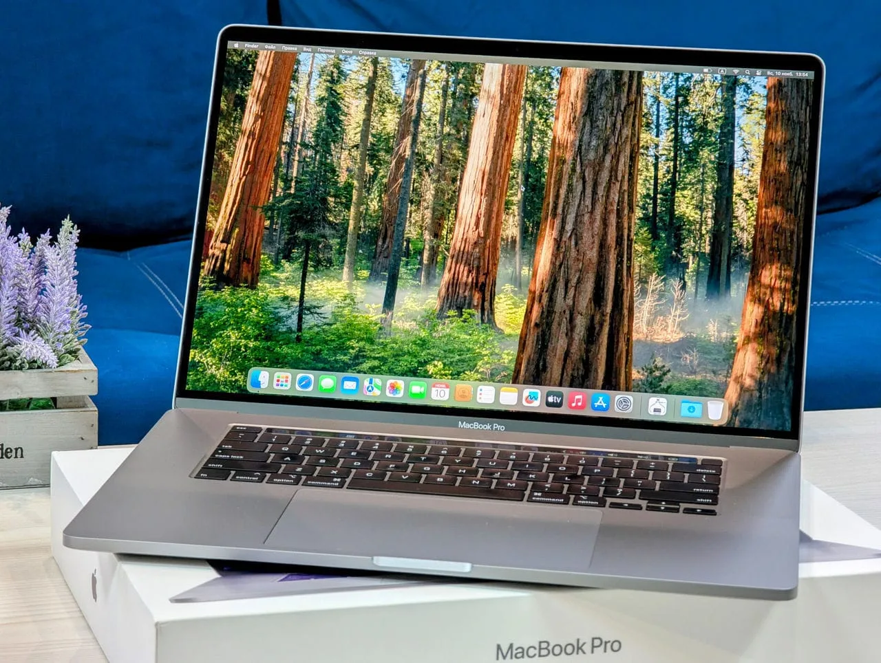MacBook Pro 16 2021 | i9-9880H | 16GB | 1TB | Radeon Pro 5500M | 16″ Retina — miniatură 3