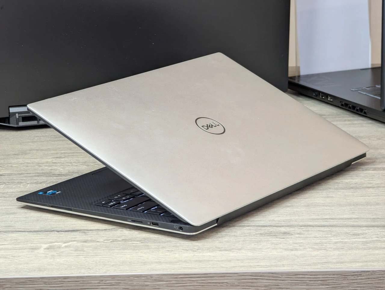 Dell XPS 13 9305 | Carbon Fiber | Intel Core i7-1165G7 | 16GB RAM | 512GB SSD | 13.3″ FHD IPS — miniatură 10