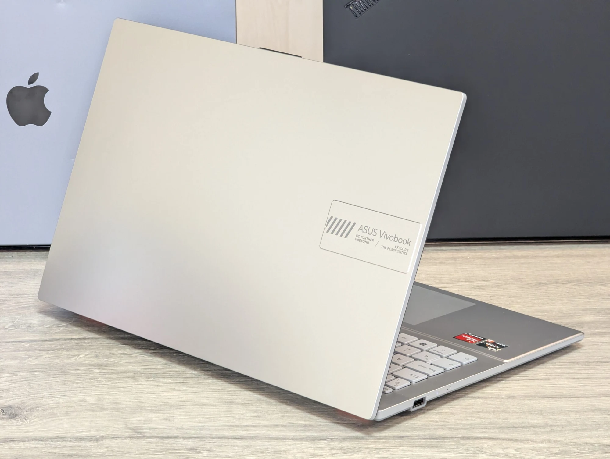 Nou! ASUS VivoBook Go 15 | AMD Ryzen 5 7520U | 16GB DDR5 | 512GB SSD | AMD Radeon 610M | 15.6″ Full — miniatură 9