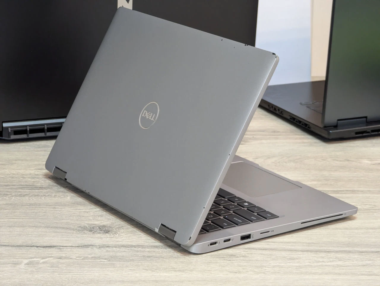 Dell Latitude 5320 2-in-1 | Intel Core i5-1145G7 vPro | 16GB | 256GB | 13.3″ FHD — miniatură 8