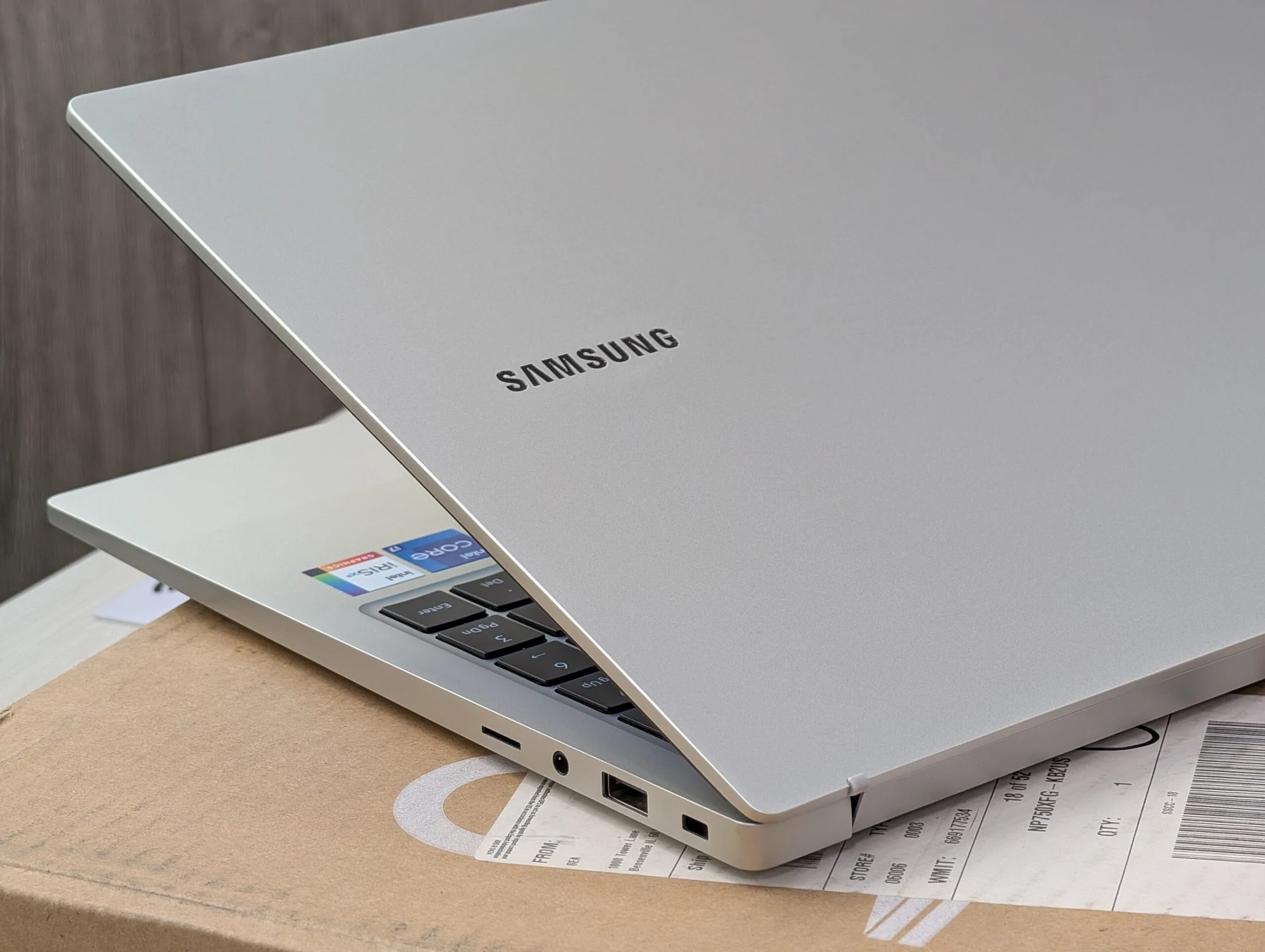 Nou! Samsung Galaxy Book3 | Core i7-1355U | 16GB | 512GB | Intel Iris Xe | 15.6″ FHD — miniatură 16