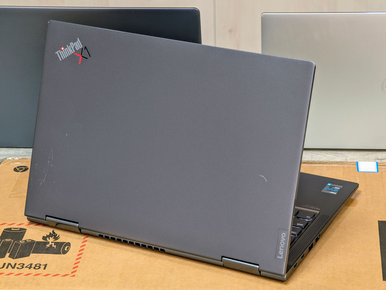 ThinkPad X1 Yoga Gen4 i7 4K タッチ 16GB Amazon.co.jp: Lenovo ThinkPad X1 Yoga 第4世代 14インチ WQHD