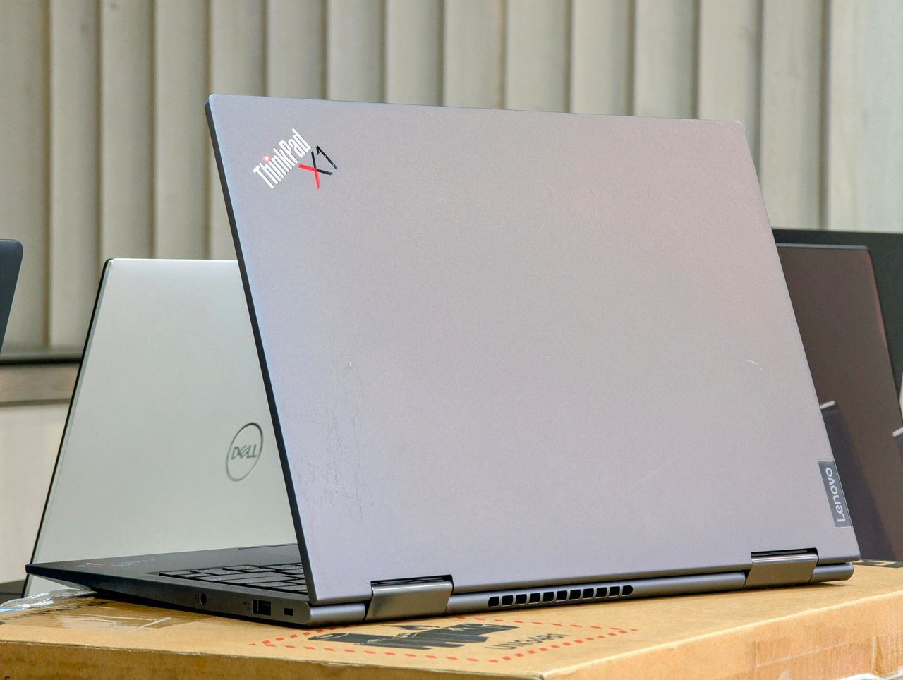 Lenovo ThinkPad X1 Yoga Gen4 SIM タッチパネル Amazon.co.jp: Lenovo ThinkPad X1 Yoga 第4世代 14インチ FHD